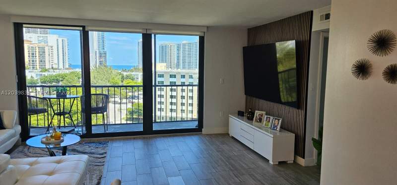 1 bedroom Condominium at 17600 N Bay Rd N906, Fairview House Condo, Sunny Isles Beach — photo 3