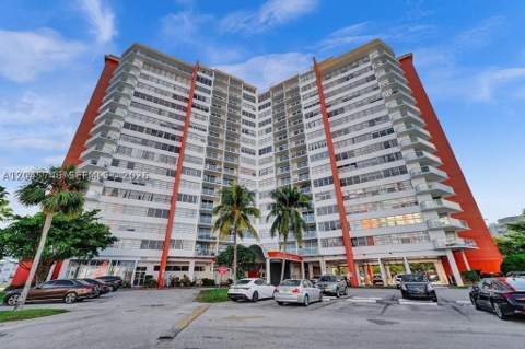 1351 NE Miami Gardens Dr 511E, Miami FL - photo 22 of 24