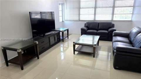 1351 NE Miami Gardens Dr 511E, Miami FL - photo 8 of 24
