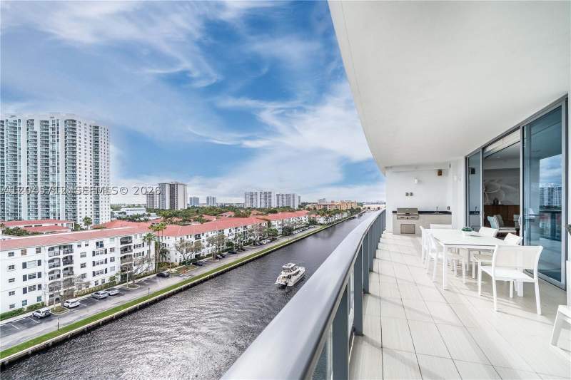 4 bedroom Condominium at 3300 NE 188th St 710, Echo Condo, Aventura — photo 2