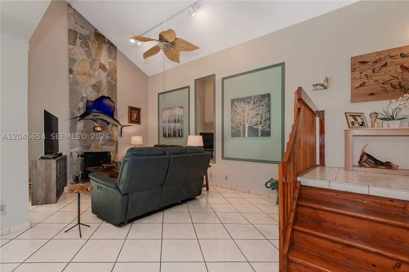 2 bedroom SingleFamilyResidence at 17617 NW 61st Ct N, The Moors Sec 1, Hialeah — photo 5
