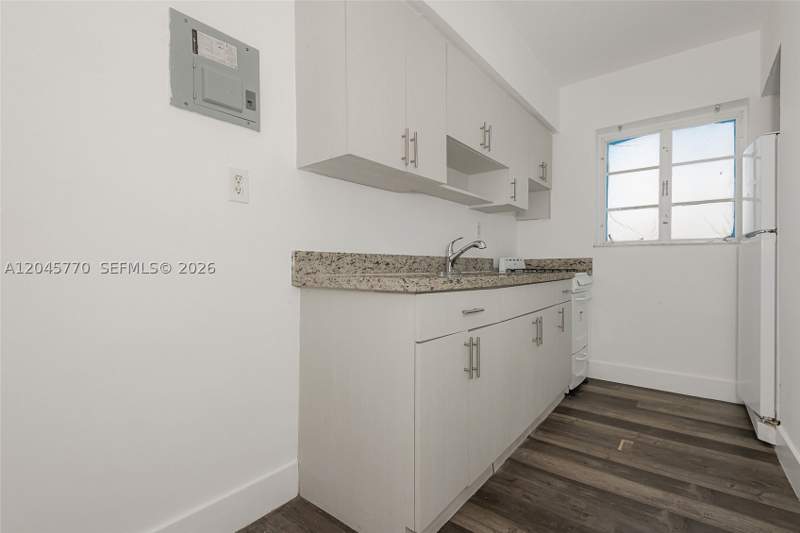 1 bedroom Condominium at 8340 Crespi Blvd 20, Winds Of Nobe Condo, Miami Beach — photo 5