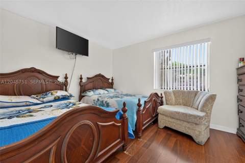 20065 NE 3rd Ct 5, Miami FL - photo 11 of 21