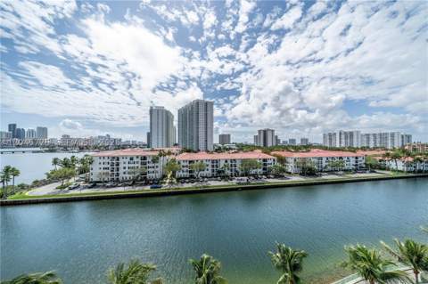 3250 NE 188th St 606, Aventura FL - photo 10 of 11