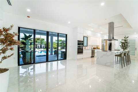 9630 SW 10th Ter, Miami FL - photo 8 of 82