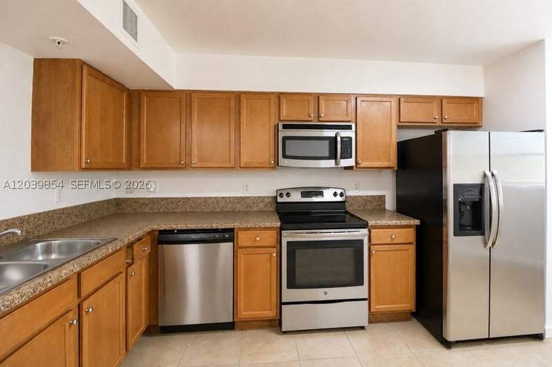2 bedroom Condominium at 22561 SW 88th Pl 205-7, The Courts At Bayshore II, Cutler Bay — photo 2