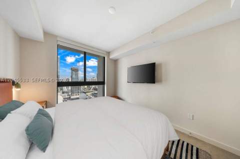 11 NE 6th St 3209, Miami FL - photo 17 of 30