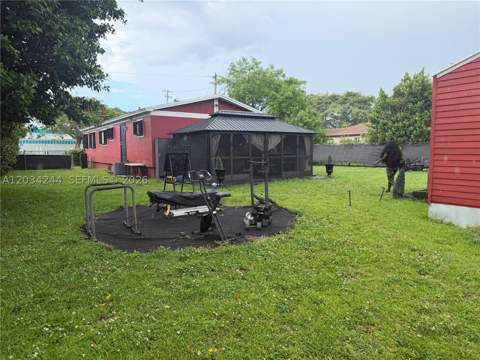 16980 SW 104th Ave, Miami FL - photo 24 of 26