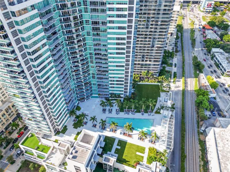 2 bedroom Condominium at 3301 NE 1st Ave M0705, Four Midtown Miami Condo, Miami — photo 3