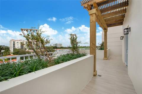 120 Salamanca Ave Ph, Coral Gables FL - photo 19 of 21
