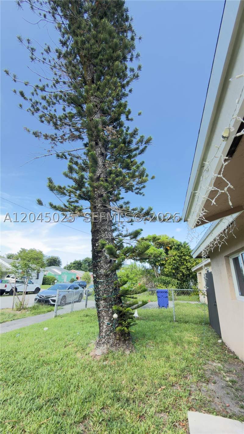 4 bedroom SingleFamilyResidence at 920 NW 65th St, Seventh Ave Park, Miami — photo 2