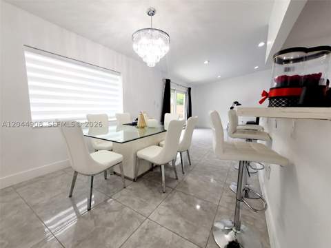 6324 NW 201st Ln, Hialeah FL - photo 10 of 32