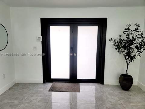 6324 NW 201st Ln, Hialeah FL - photo 6 of 32