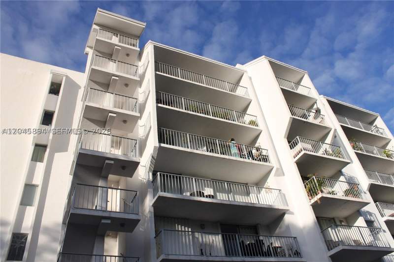 1 bedroom Condominium at 700 NE 63rd St Dph7, Nirvana Condo No Four Con, Miami — photo 2