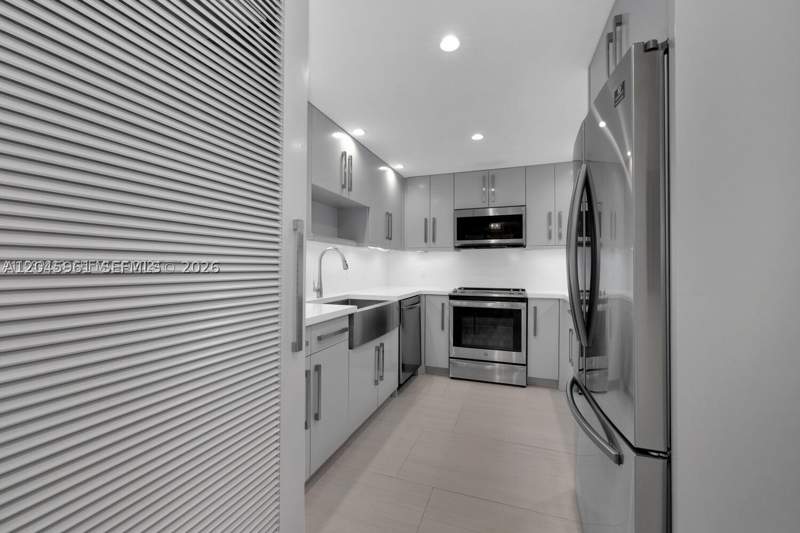 2 bedroom Condominium at 600 Biltmore Way 618, Biltmore II Condo, Coral Gables — photo 5