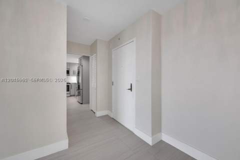600 Biltmore Way 618, Coral Gables FL - photo 9 of 37