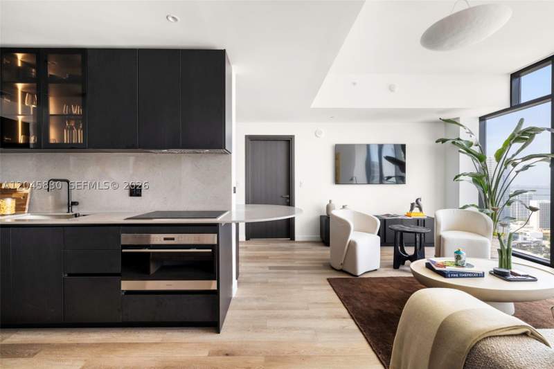 2 bedroom Condominium at 20 NE 11th St 4503, E11Even Hotel Residences, Miami — photo 4