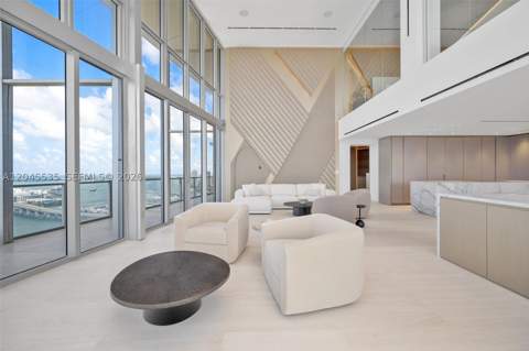 1100 Biscayne Blvd 3906, Miami FL - photo 20 of 71