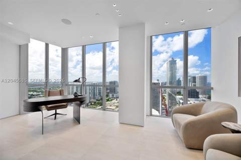 1100 Biscayne Blvd 3906, Miami FL - photo 8 of 71