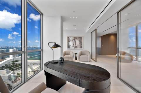 1100 Biscayne Blvd 3906, Miami FL - photo 9 of 71