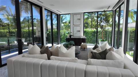 570 S Shore Dr, Miami Beach FL - photo 13 of 66