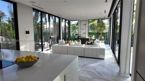 570 S Shore Dr, Miami Beach FL - photo 14 of 66