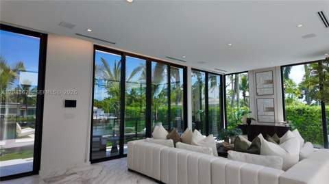 570 S Shore Dr, Miami Beach FL - photo 16 of 66