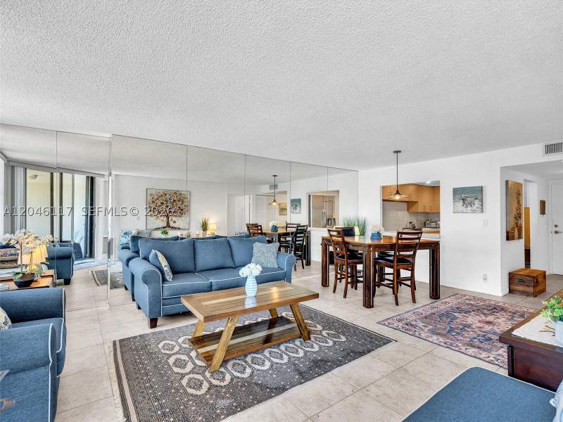 1 bedroom Condominium at 1901 Brickell Ave B1203, Brickell Place Condo, Miami — photo 4