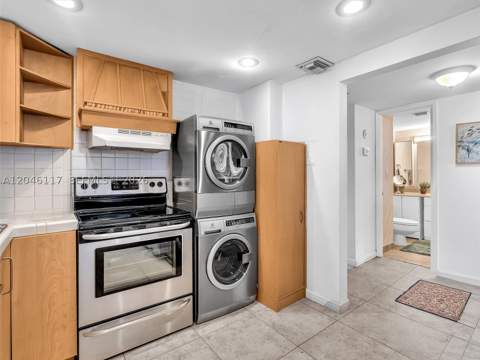 1901 Brickell Ave B1203, Miami FL - photo 8 of 37