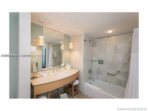 18683 Collins Ave 607, Sunny Isles Beach FL - photo 7 of 11