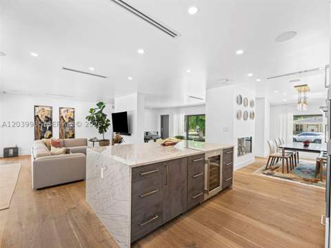 511 Perugia Ave, Coral Gables FL - photo 11 of 65