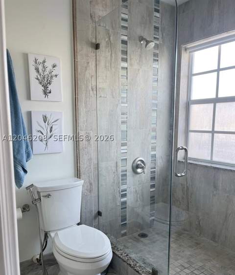 7100 NW 173rd Dr 1304, Hialeah FL - photo 8 of 13