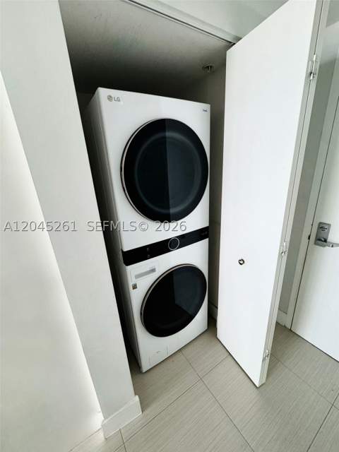 92 SW 3rd St 3608, Miami FL - photo 14 of 21