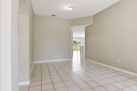 1412 NE 40th Avenue, Homestead FL - photo 11 of 43