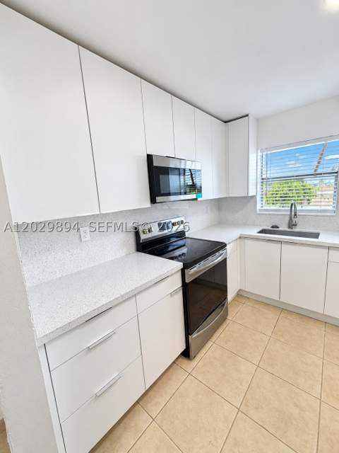 6850 W 16th Dr 317, Hialeah FL - photo 11 of 34