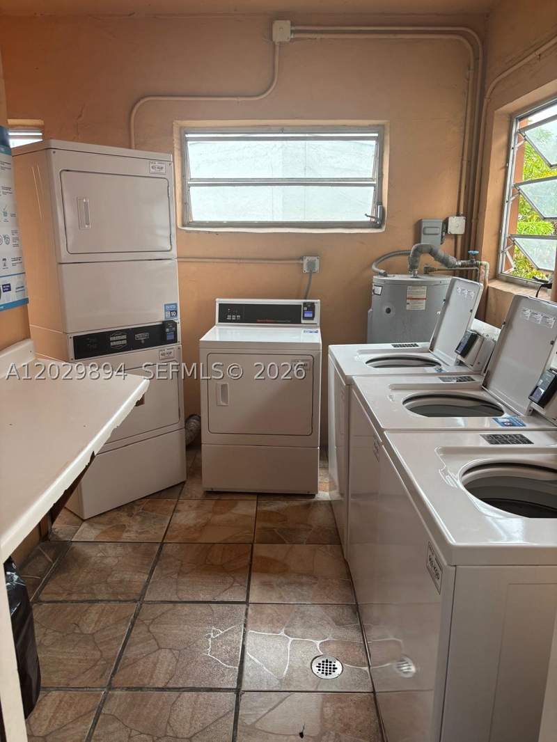 3 bedroom Condominium at 6850 W 16th Dr 317, W & C Condo, Hialeah — photo 2