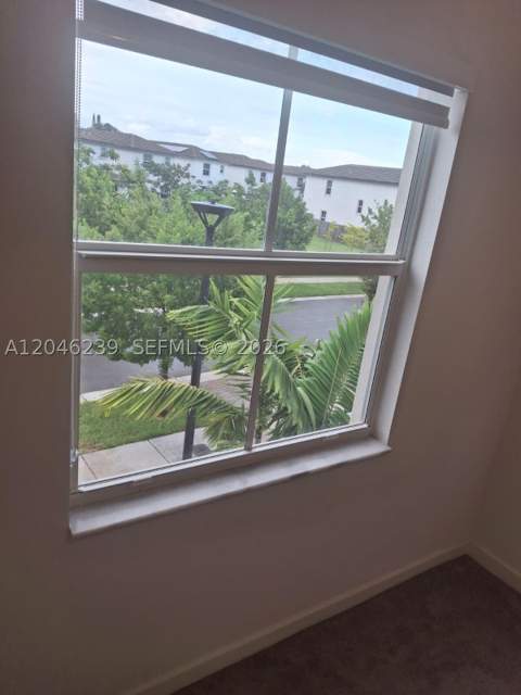2439 NW 131st Cir, Miami FL - photo 14 of 33