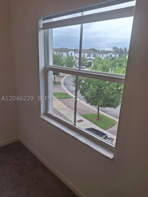 2439 NW 131st Cir, Miami FL - photo 15 of 33