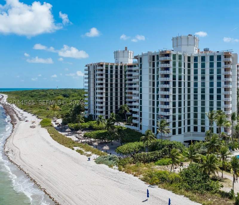 2 bedroom Condominium at 1111 Crandon Blvd B705, Towers Of Key Biscayne Co, Key Biscayne — photo 2