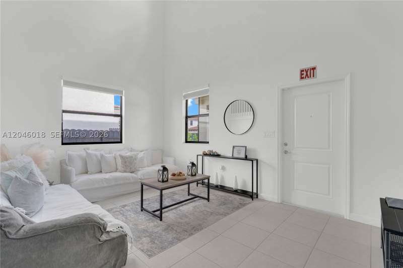 4 bedroom SingleFamilyResidence at 12924 SW 229th St, Kendall Assemblage North, Miami — photo 4