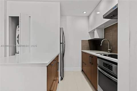 2715 Tigertail Ave 102, Miami FL - photo 6 of 10