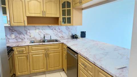 100 Bayview Dr 509, Sunny Isles Beach FL - photo 12 of 26