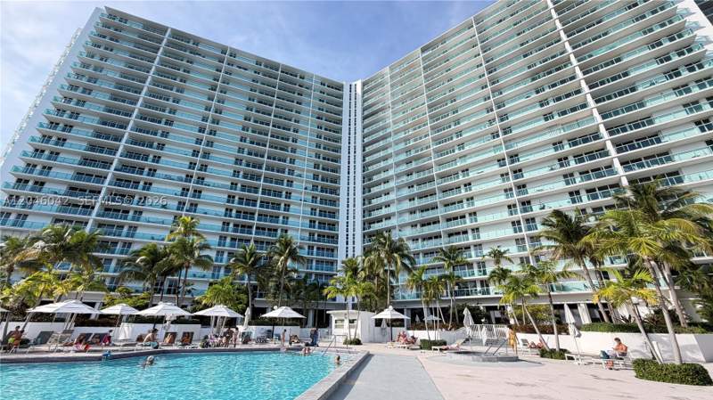 2 bedroom Condominium at 100 Bayview Dr 509, Arlen House East Condo, Sunny Isles Beach — photo 4