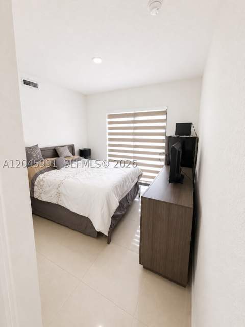 1183 NW 2nd St, Florida City FL - photo 10 of 26