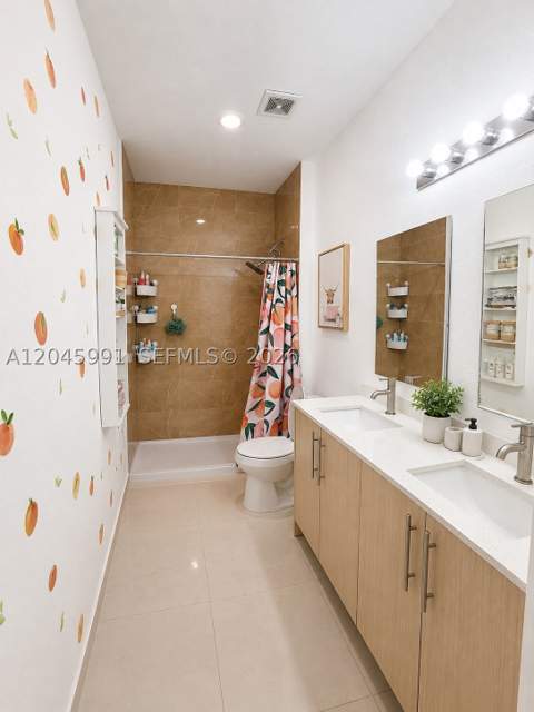 1183 NW 2nd St, Florida City FL - photo 17 of 26
