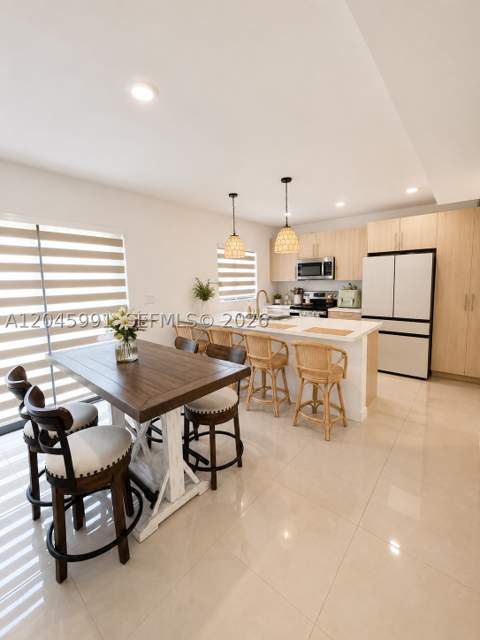 1183 NW 2nd St, Florida City FL - photo 6 of 26