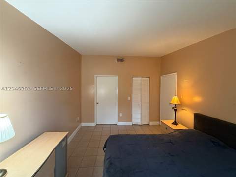 6718 NW 166th Ter 301, Miami Lakes FL - photo 8 of 12