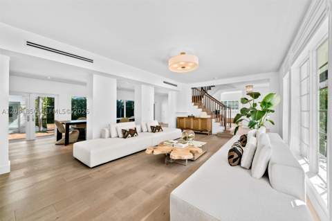 939 W 47th Ct, Miami Beach FL - photo 10 of 41