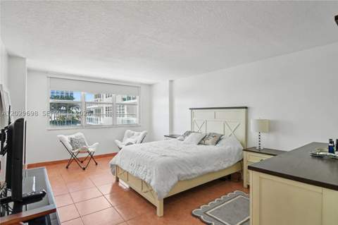 6917 Collins Ave 605, Miami Beach FL - photo 22 of 34