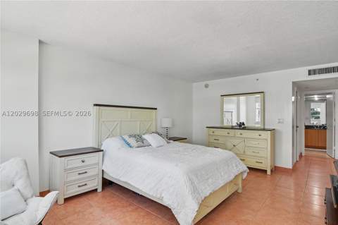6917 Collins Ave 605, Miami Beach FL - photo 23 of 34